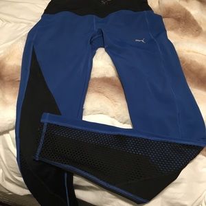 Blue puma leggings never been worn... size M